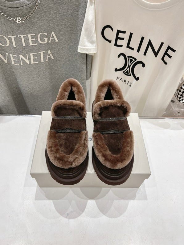 Лоферы на хутрі жіночі фото 2