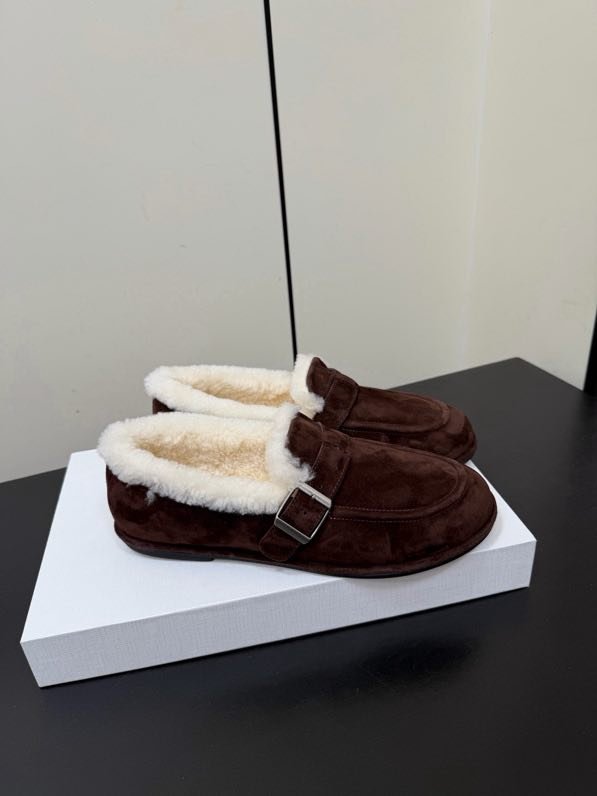 Лоферы на хутрі жіночі фото 2