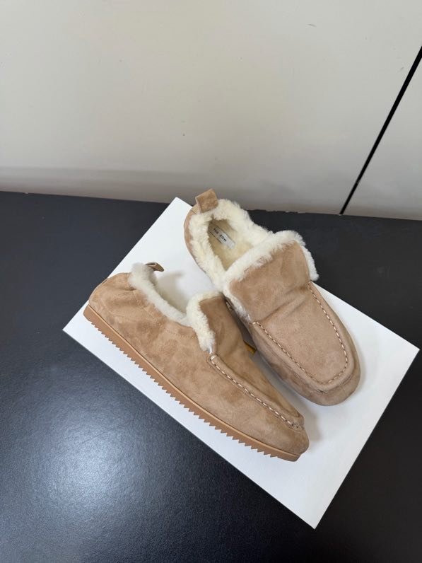 Лоферы on fur women's фото 2