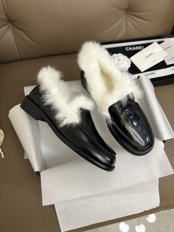 Лоферы на меху женские фото 2