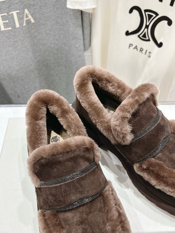 Лоферы на хутрі жіночі фото 3