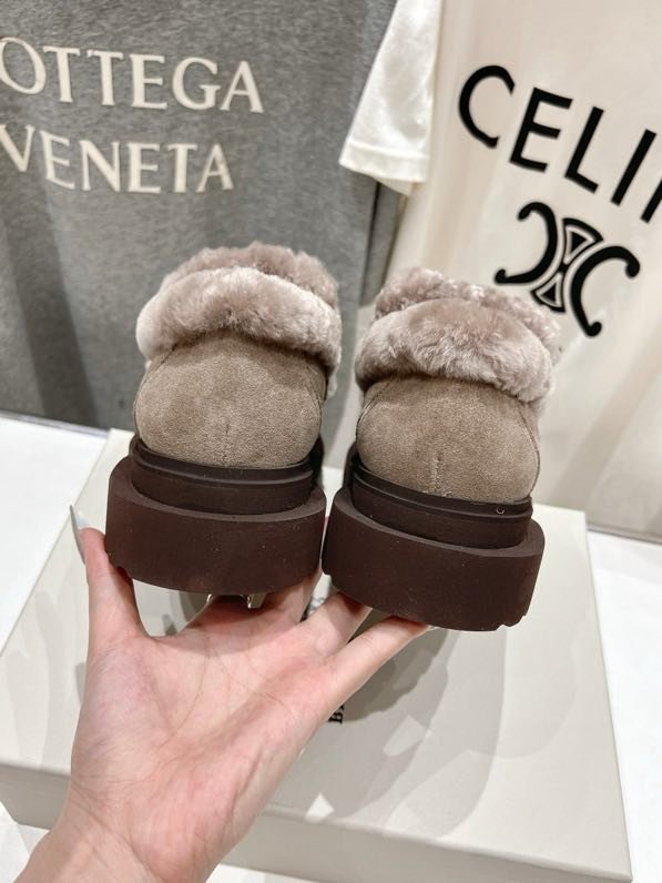 Лоферы on fur women's фото 3