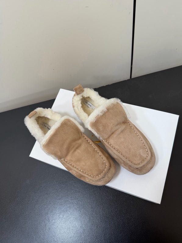 Лоферы on fur women's фото 3