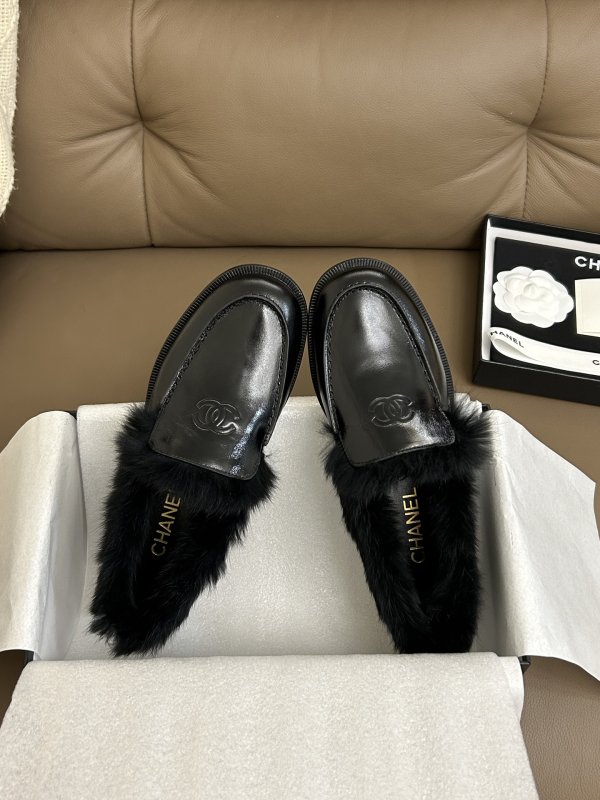 Лоферы на меху женские фото 3