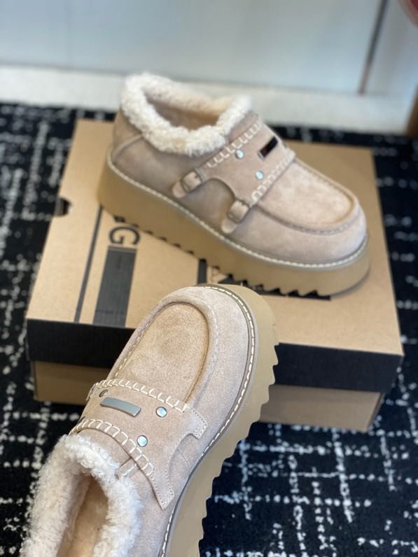 Лоферы on fur women's фото 4