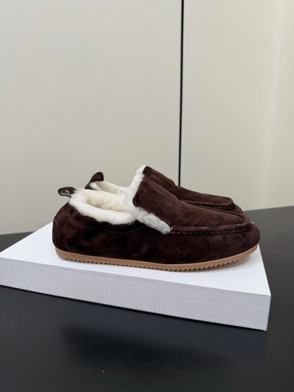 Лоферы on fur women's фото 4