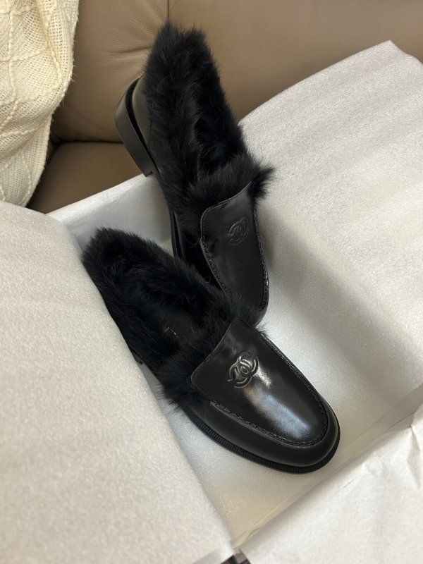 Лоферы на меху женские фото 4