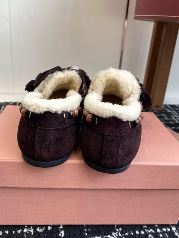 Лоферы на меху женские фото 5