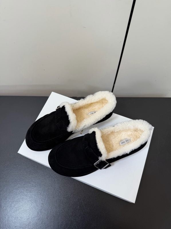 Лоферы на хутрі жіночі фото 5