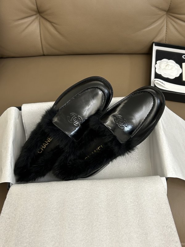 Лоферы на меху женские фото 5