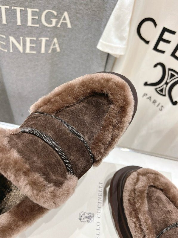 Лоферы на хутрі жіночі фото 6