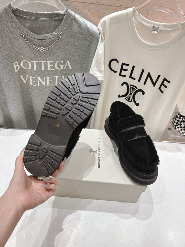 Лоферы на меху женские фото 6