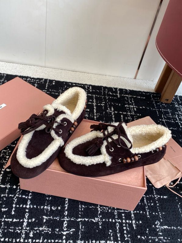 Лоферы на меху женские фото 6