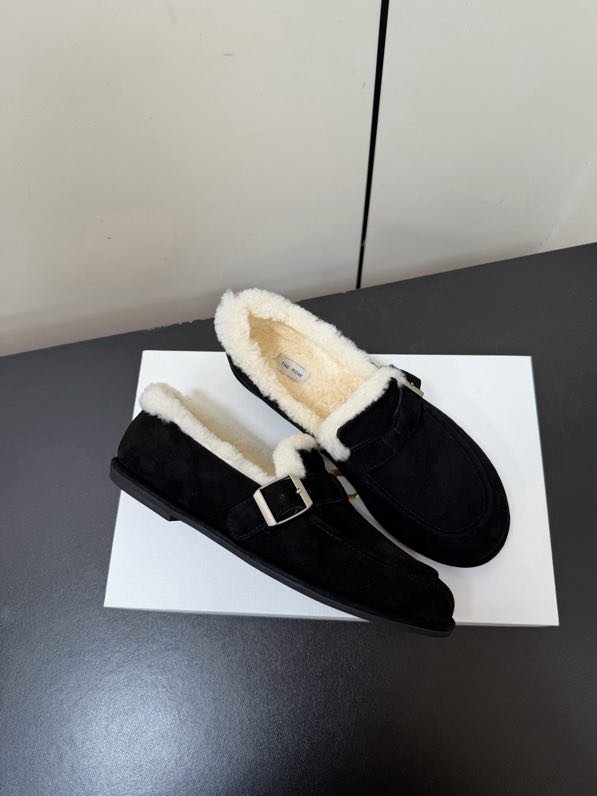 Лоферы на хутрі жіночі фото 6