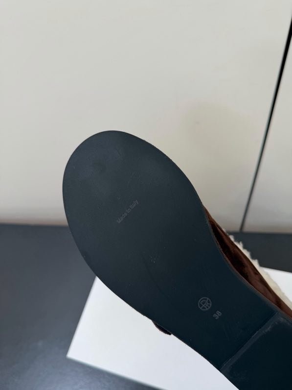 Лоферы на хутрі жіночі фото 7