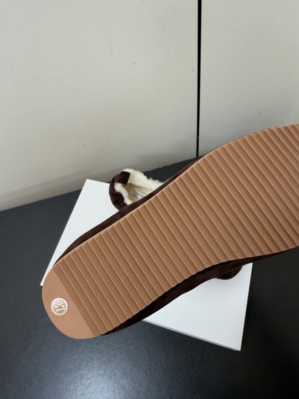 Лоферы on fur women's фото 7