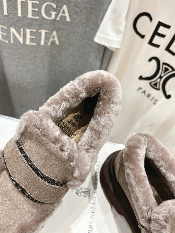 Лоферы on fur women's фото 8