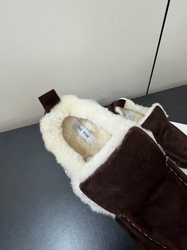 Лоферы on fur women's фото 8