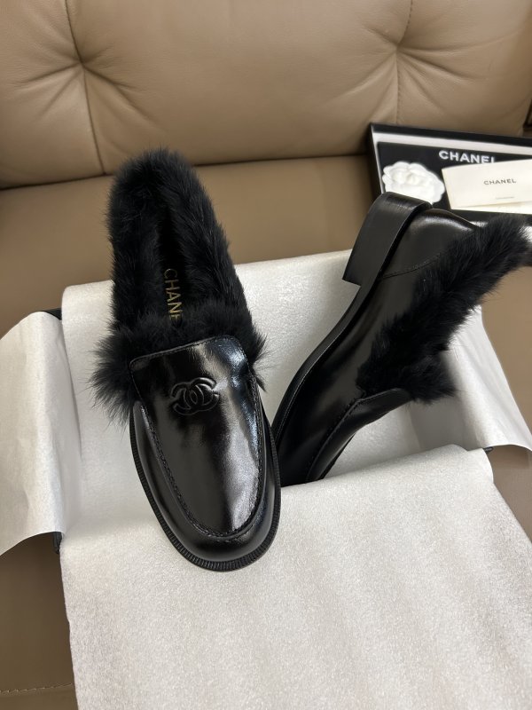 Лоферы на меху женские фото 8