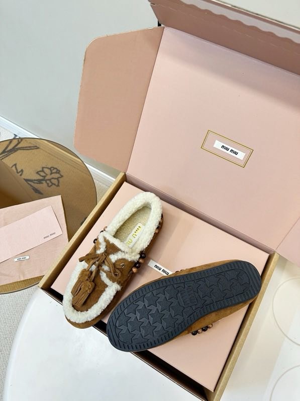 Лоферы на меху женские фото 9