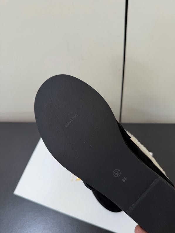 Лоферы на хутрі жіночі фото 9