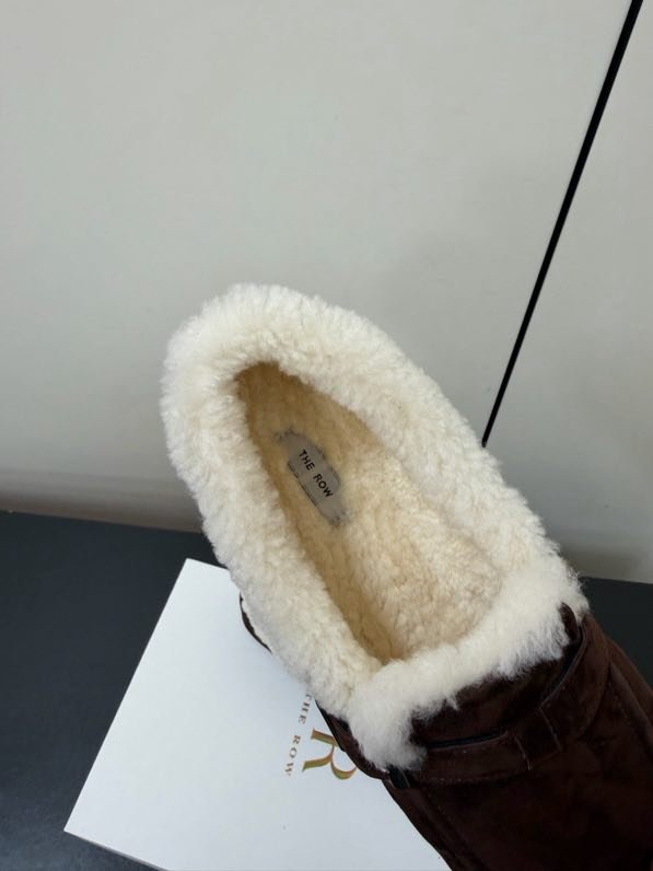 Лоферы на хутрі жіночі фото 9