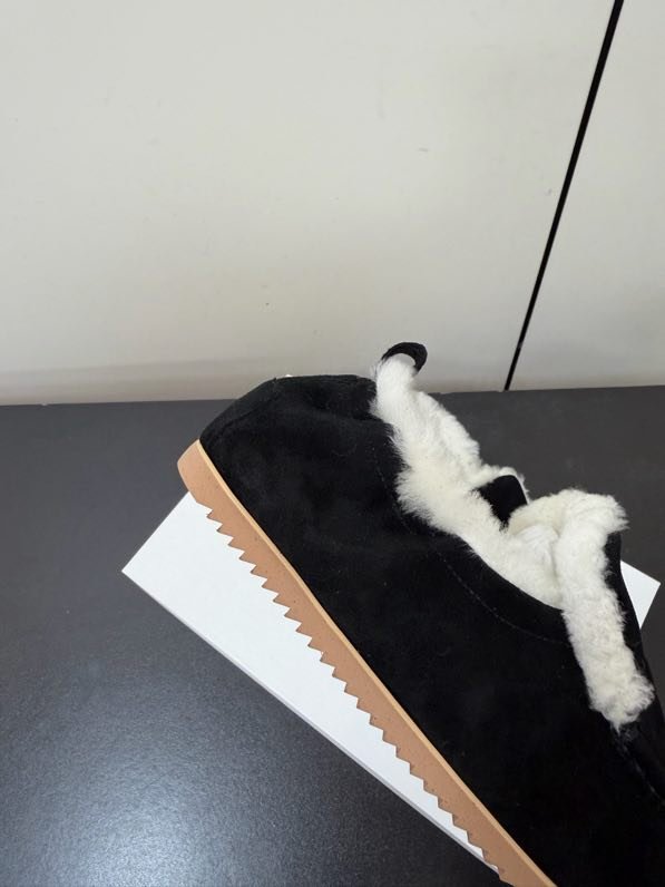 Лоферы on fur women's фото 9