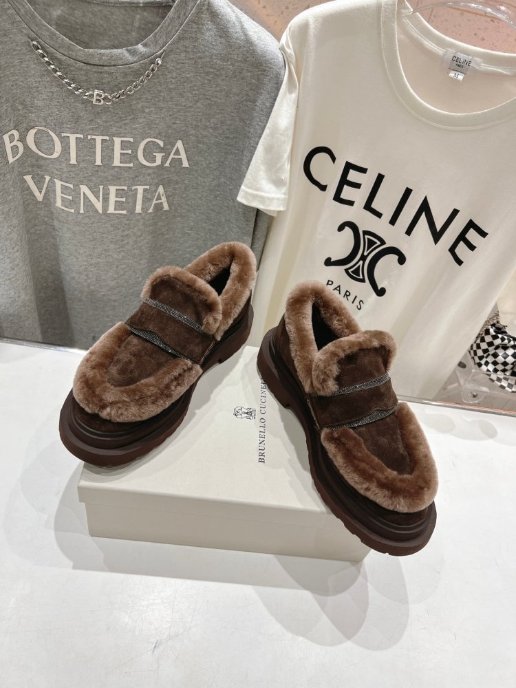 Лоферы на меху зимние женские фото 2