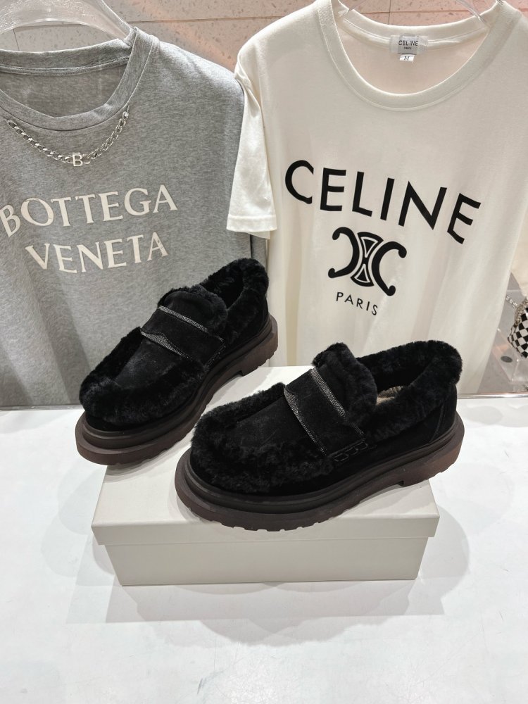 Лоферы на меху зимние женские фото 3