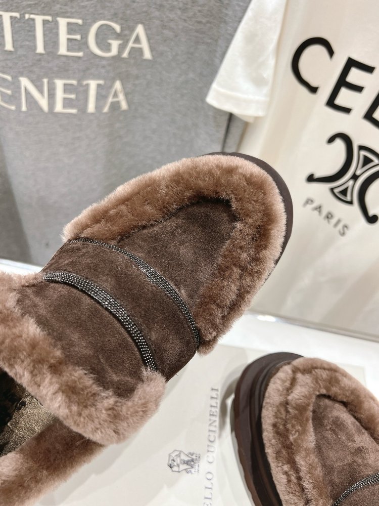 Лоферы на меху зимние женские фото 7