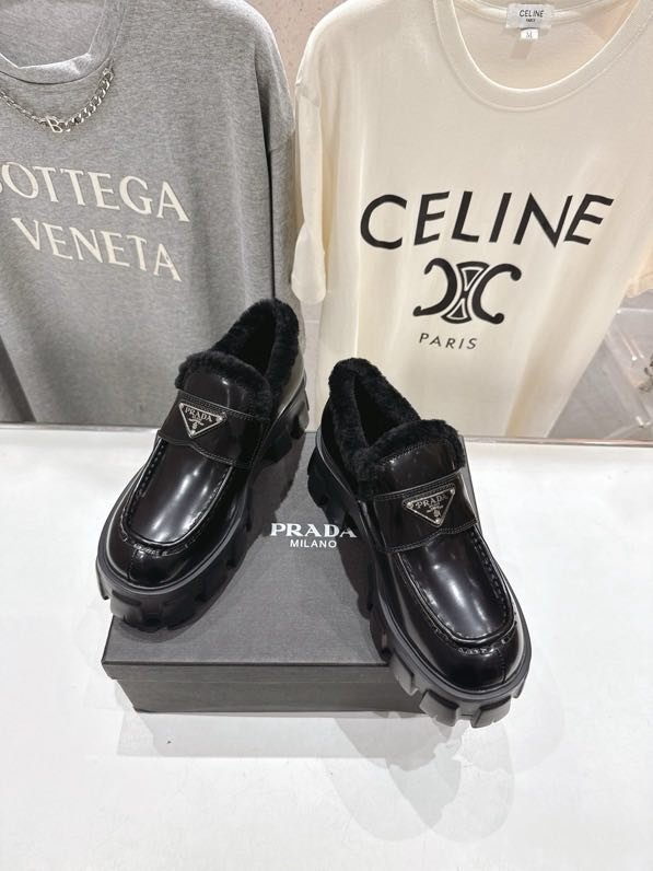 Лоферы на меху зимние