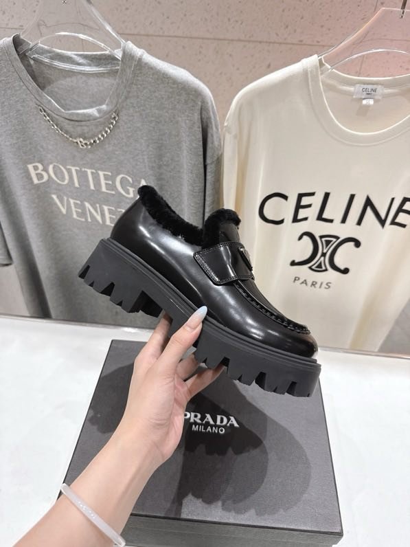 Лоферы на хутрі зимові фото 2