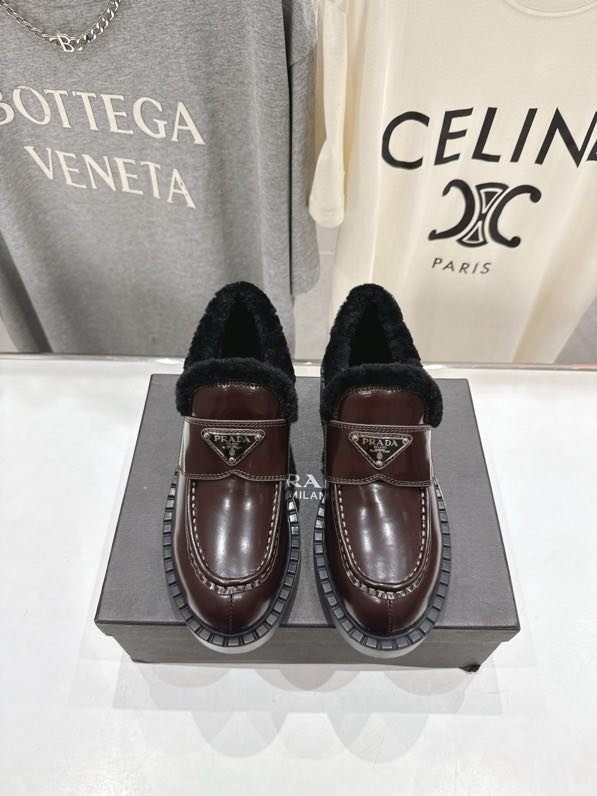 Лоферы на хутрі зимові фото 5