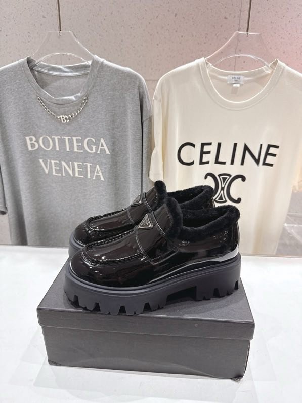 Лоферы на хутрі зимові фото 5