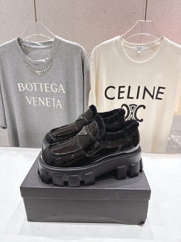 Лоферы на меху зимние фото 7