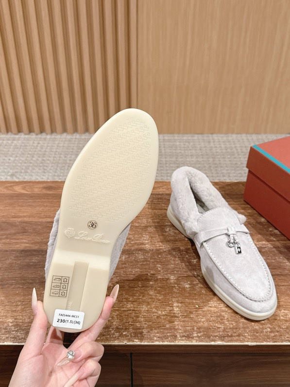 Лоферы на хутрі зимові фото 8