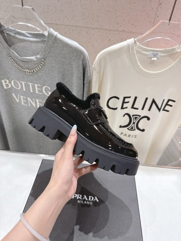 Лоферы на хутрі зимові фото 9