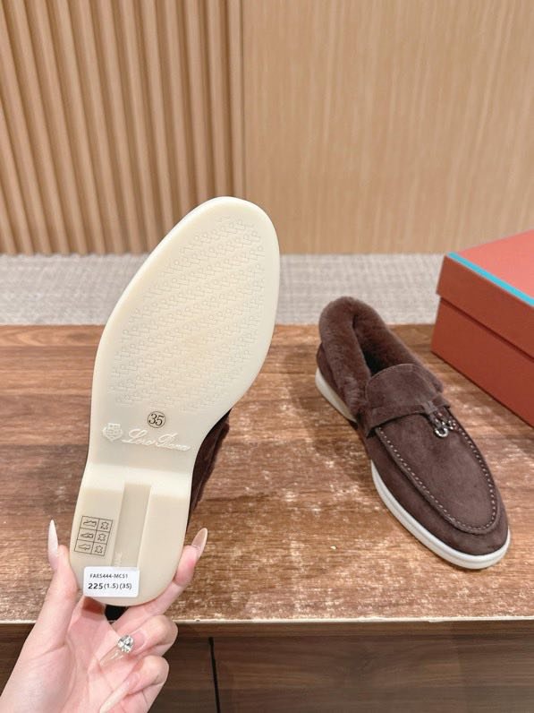 Лоферы на хутрі зимові фото 9