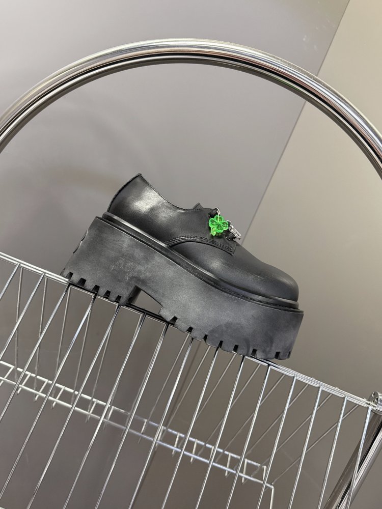 Лоферы на платформі BALENCIAGA STRIKE