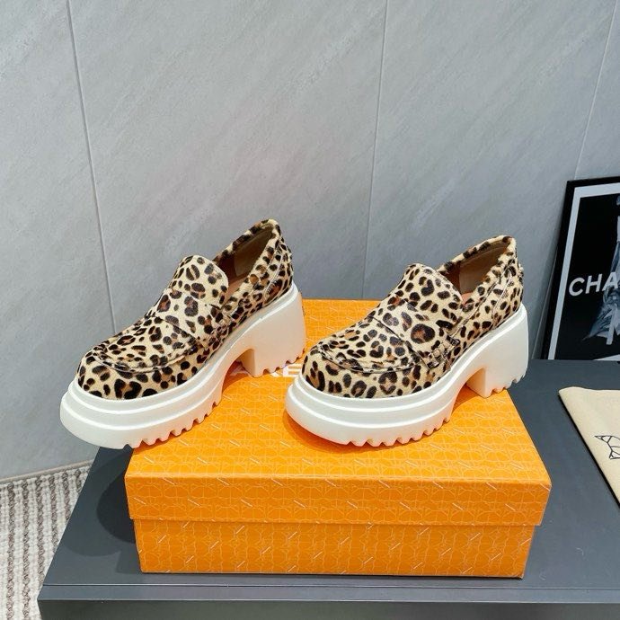 Лоферы на платформі фото 2