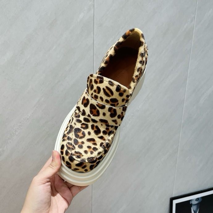 Лоферы на платформі фото 8