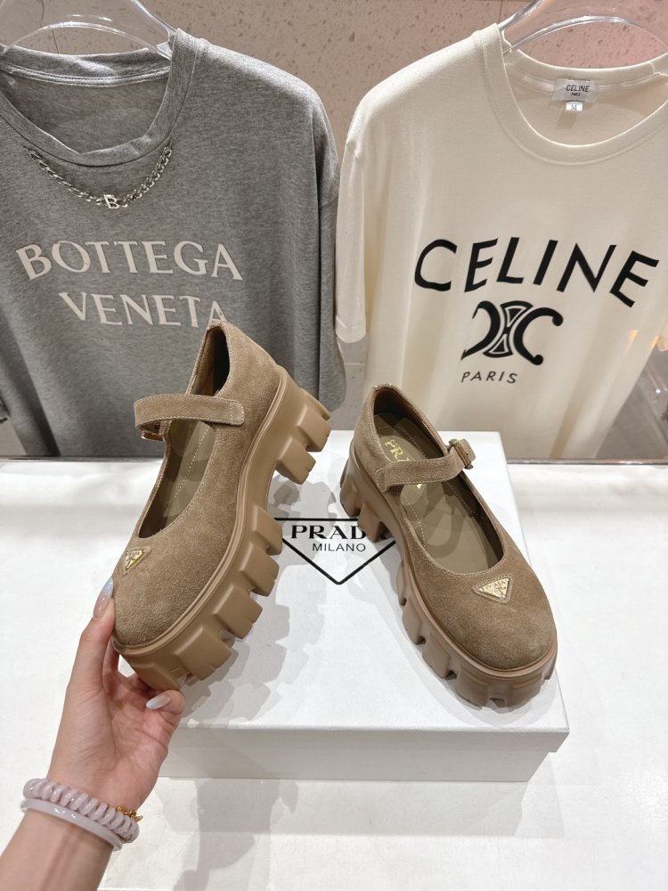 Лоферы на высокой подошве женские фото 4