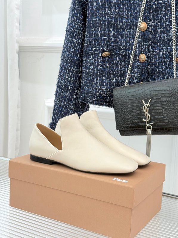 Лоферы з квадратним носком