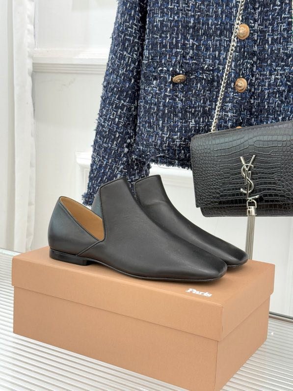 Лоферы з квадратним носком