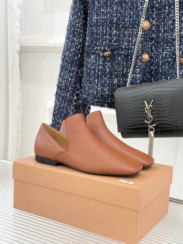 Лоферы з квадратним носком