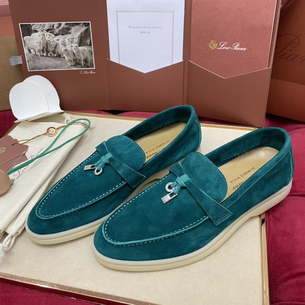 Лоферы Summer Charms of suede from silver фурнитурой