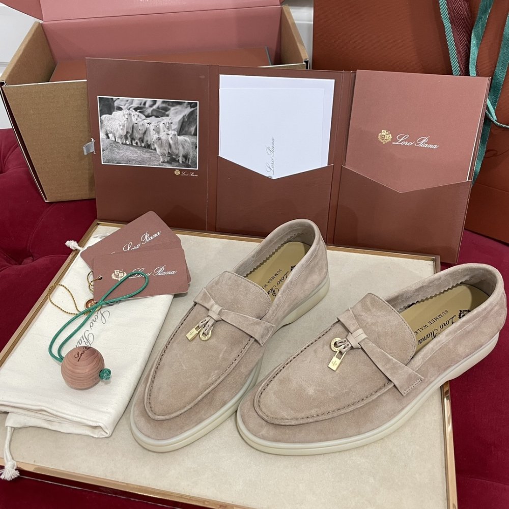 Лоферы Summer Charms of suede from golden фурнитурой