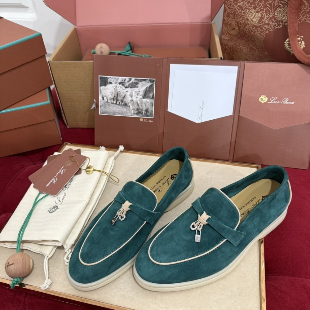 Лоферы Summer Walk of suede from silver фурнитурой