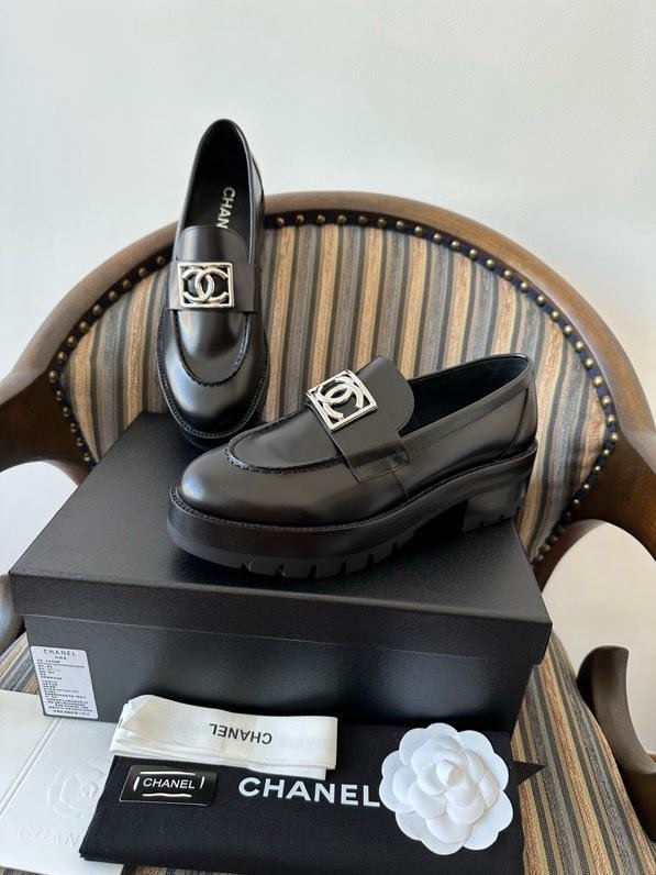 Лоферы женские 23B фото 3