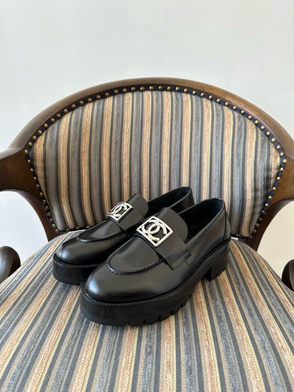 Лоферы женские 23B фото 4